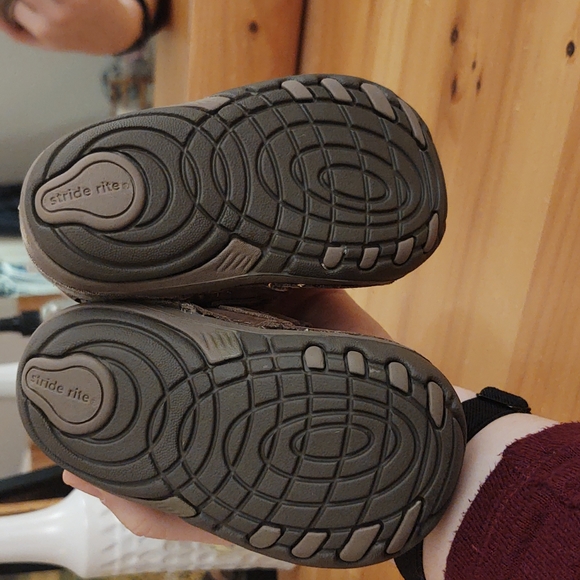 Stride rite leather first walker shoes! - Picture 2 of 3